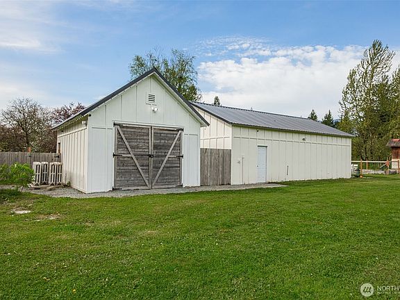 3rd image of 307 Maple Street