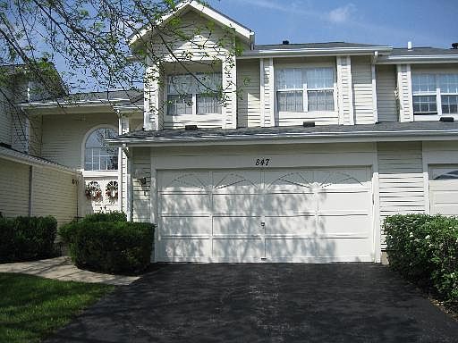 1st image of 847 Newbury Ct