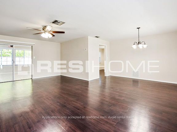 5th image of 3575 Nicklaus Dr