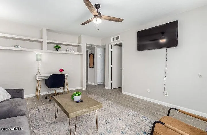 2 bed, 780 sqft, $1,595 — Photo 2