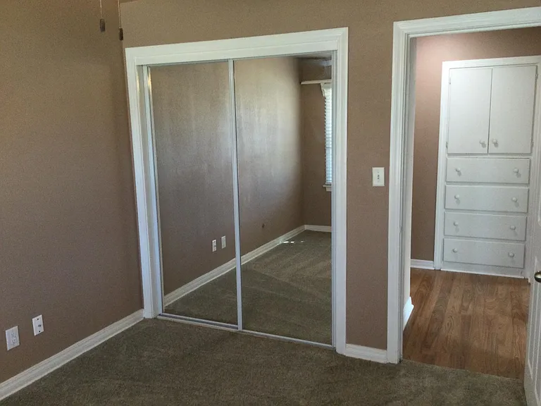 1201 Huntington Way — Photo 22
