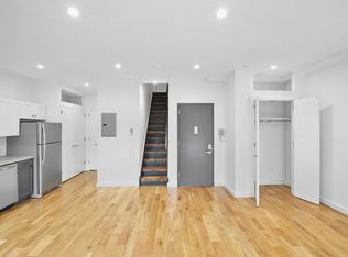 252 S 3rd St APT 3, Brooklyn, NY 11211