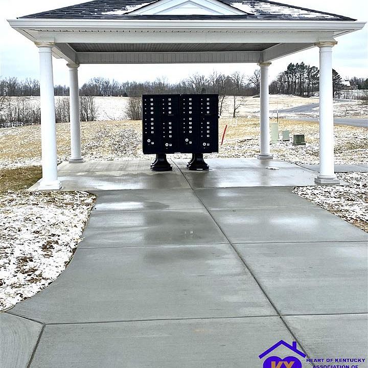 2nd image of 245 Gaston Cir