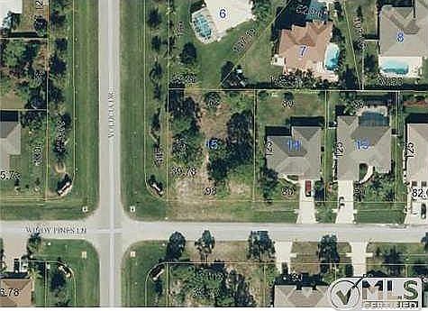 2nd image of 5821 NW Windy Pines Ln