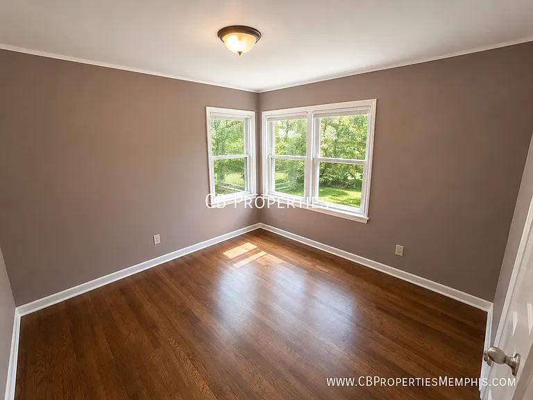 1382 Janis Dr — Photo 4