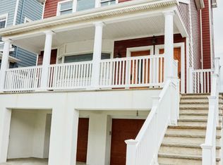 431 Beach 130 St, Rockaway Park, NY 11694