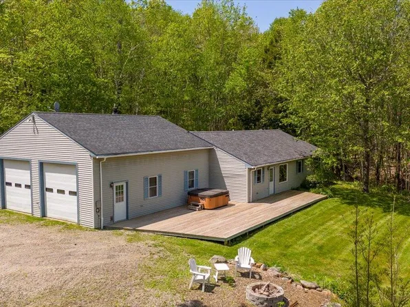 92 Camden Road, Hope, ME 04847