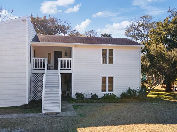 3rd image of 2005 Havens Dr.
