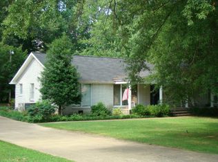 1106 Lone Oak Rd, Paris, TN 38242