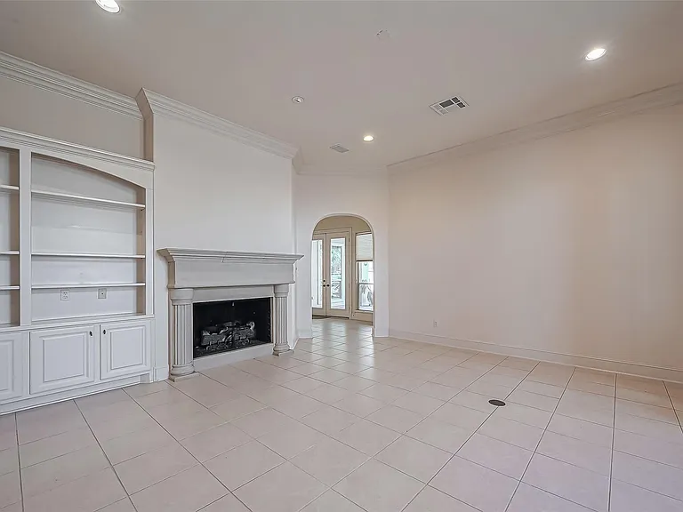 14010 Barnhart Blvd — Photo 11
