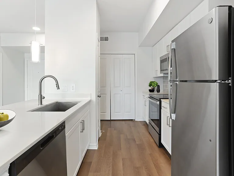 Residences at the Collection — Photo 5
