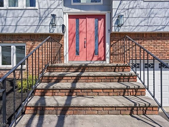 4th image of 15 Wanda Ct