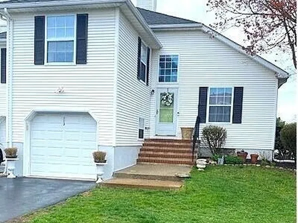 113 Racquet Road, Wall, NJ 07719