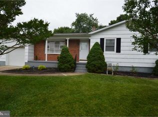 5 Lisa Ct, Hamilton, NJ 08690