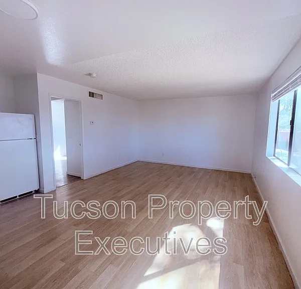 3810 E Monte Vista Dr #206 — Photo 12