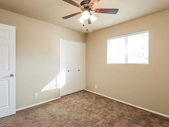 2nd image of 517 S Pioneer