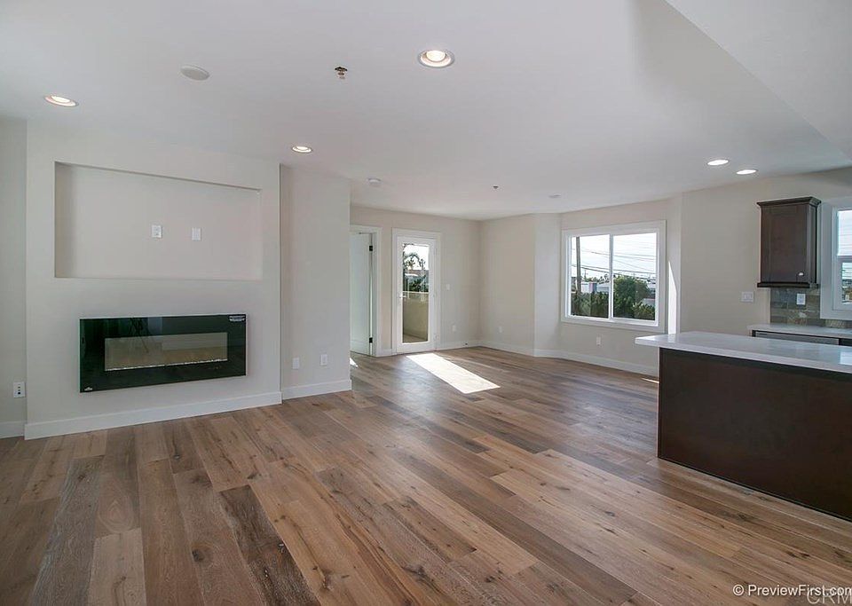 1st image of 1329 Felspar St