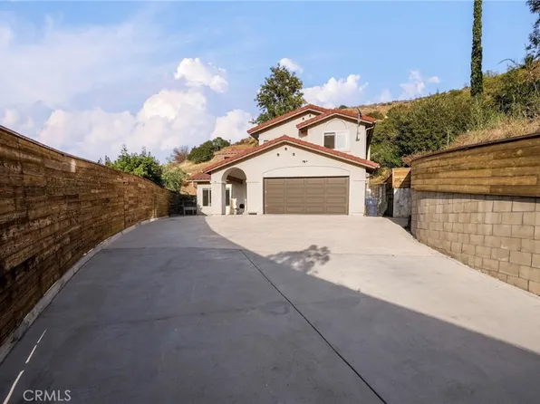10110 Sunland Blvd, Sunland, CA 91040