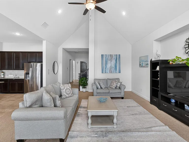 6007 Marsh Lake Ct — Photo 11