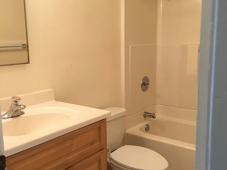 5110 212th St SW #7 — Photo 3