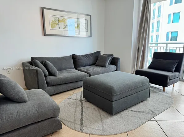 9066 SW 73rd Ct APT 1703, Miami, FL 33156