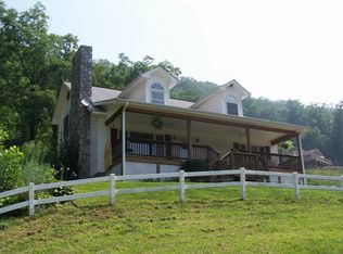 209 Rickman Rdg, Canton, NC 28716