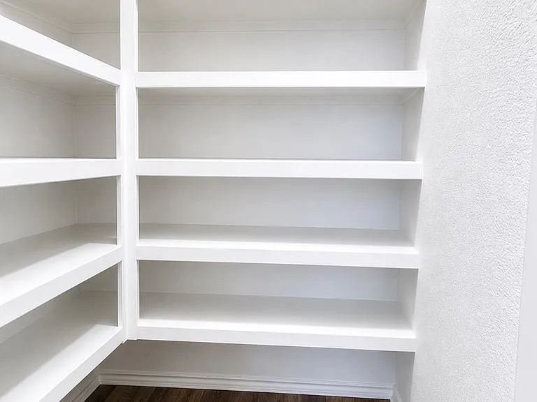 5710 Avalon Woods Dr — Photo 12