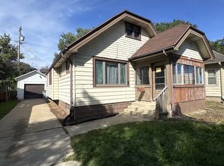 2973 N 57th St, Milwaukee, WI 53210