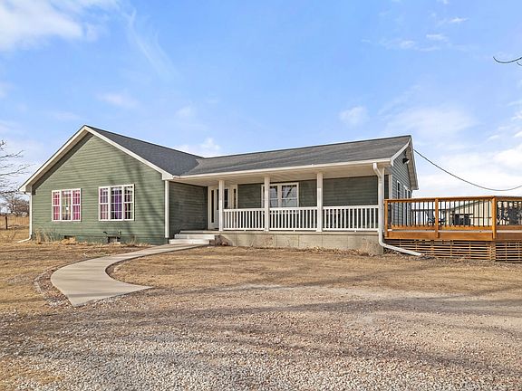 2nd image of 3183 155th St