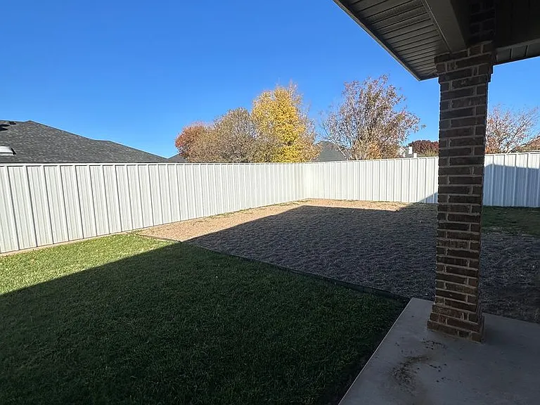 3724 Woodlark Rd — Photo 45