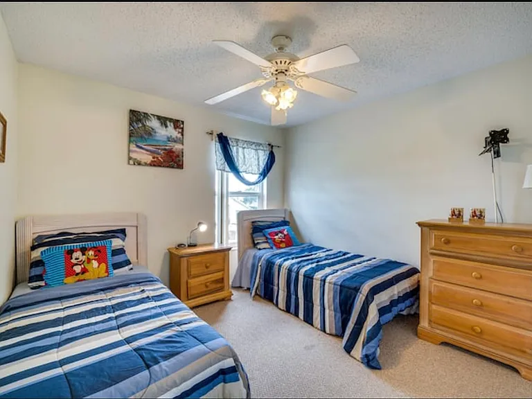 4912 Monarch Ln — Photo 7