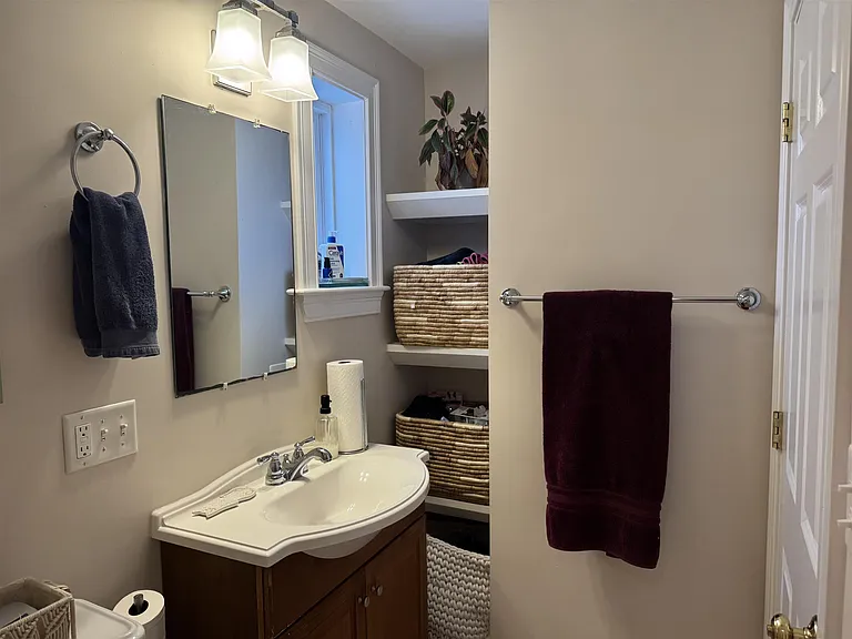 9 Winthrop Ct #1 — Photo 11