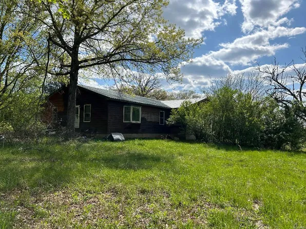 17585 Edgewood Dr, Licking, MO 65542