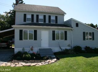 9484 Tomstown Rd, Waynesboro, PA 17268