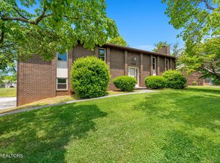 4309 Hicken Rd, Knoxville, TN 37938
