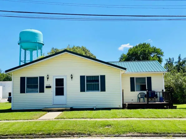 708 E Main St, Blanchester, OH 45107