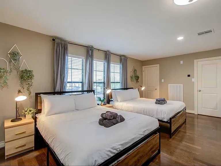 4001 Dallas St #A — Photo 20