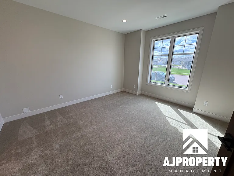 8607 W Shoreline Pl — Photo 8