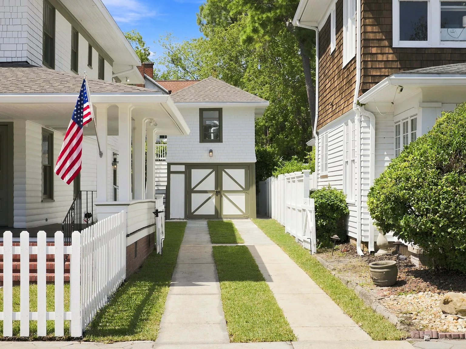 4 bed, 3.5 bath, 3092 sqft, $6,700 — Photo 4