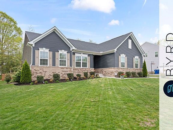 3rd image of 4900 Sir Sagamore Dr
