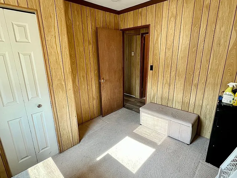 101 S Corl St — Photo 8