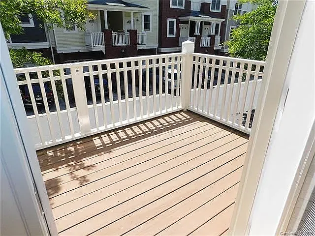 733 Grandin Rd — Photo 12