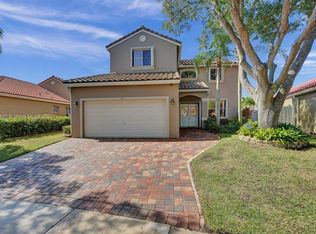 631 Stanton Ln, Weston, FL 33326