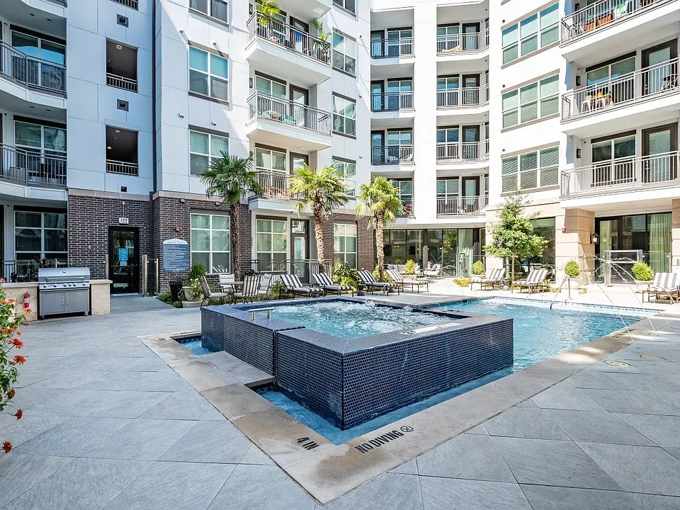 Luxia Swiss Avenue