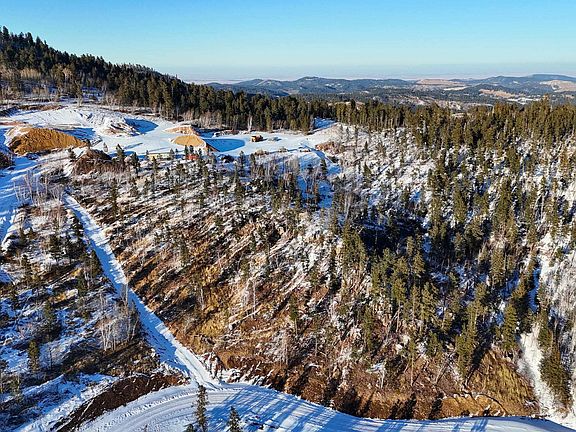 2nd image of 148 Deer Mountain Rd #B