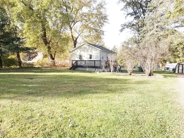 3276 Cottage Grove Rd, Akron, OH 44319