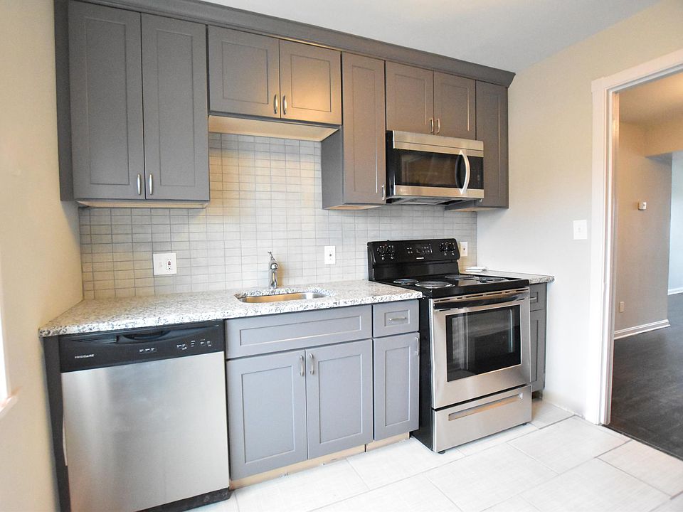 1st image of 21015 Westway Dr