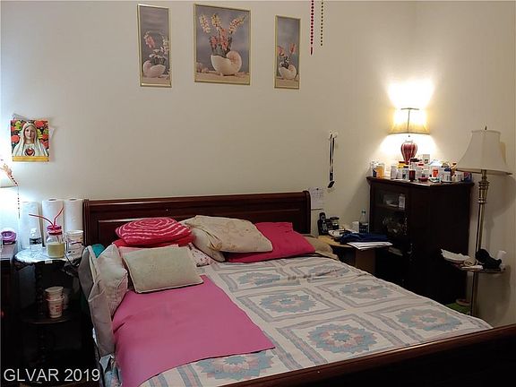 5th image of 9958 Coral Cameo Ct