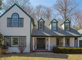 35 Toilsome Ave, Norwalk, CT 06851