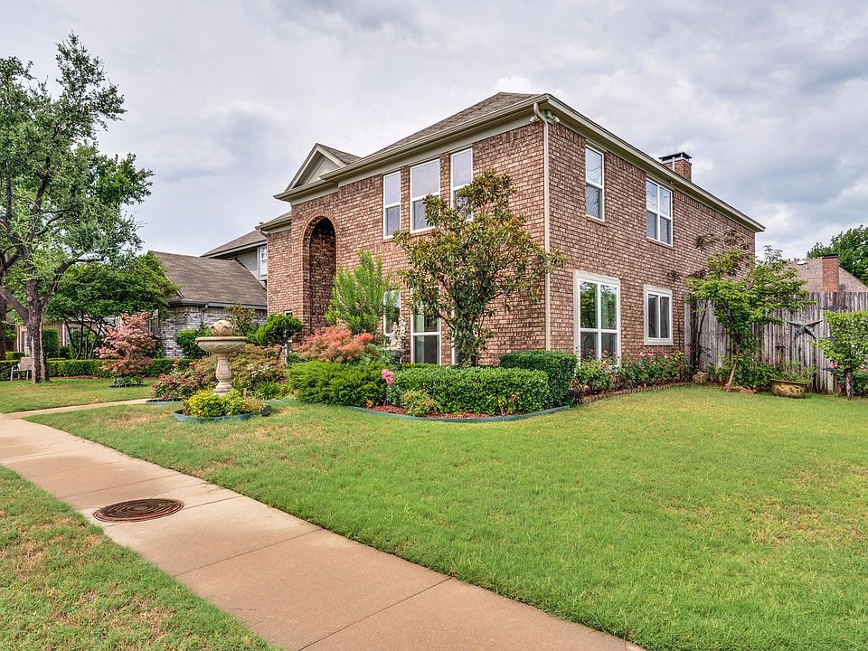 2nd image of 2125 Daniel Way